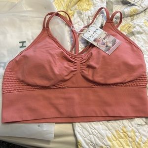NWT halara coral colored yoga top